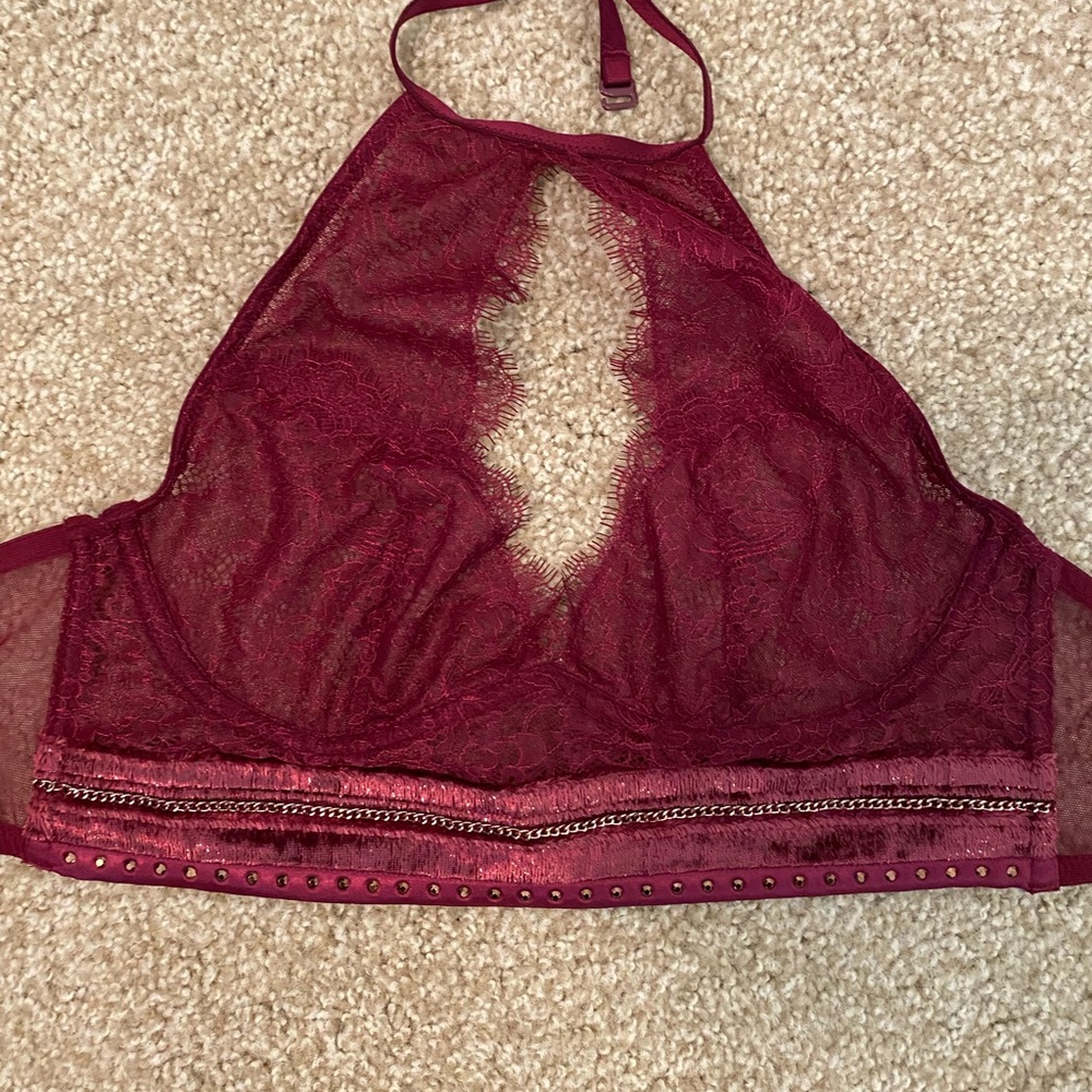 Victoria’s Secret bralette NWT